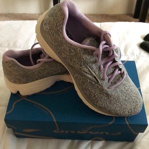 Women's Brooks Anthem 2